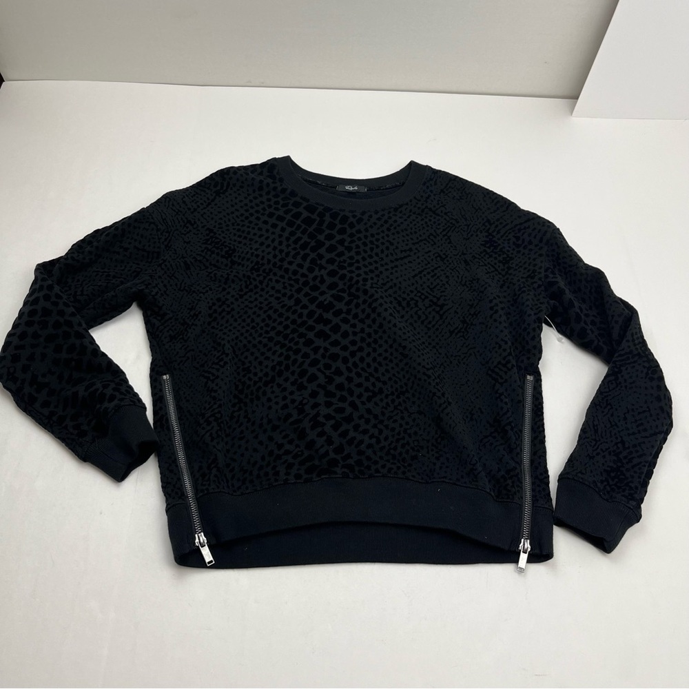 Rails Marlo Black Flocked Cobra Women Size XS Sweatshirt Long Sleeve Zipper NWOT